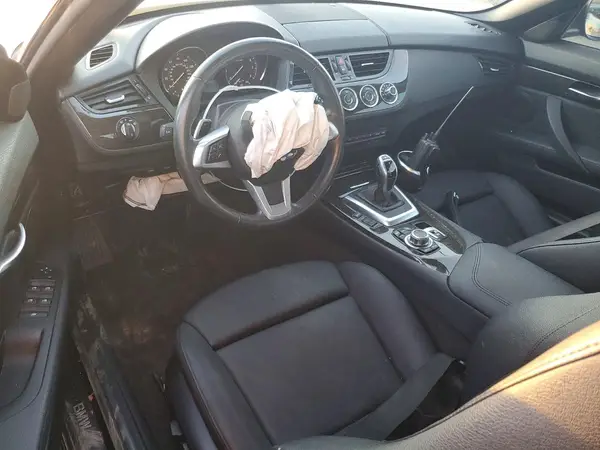 WBALL5C55GP557915 2016 BMW Z4 - Image 8