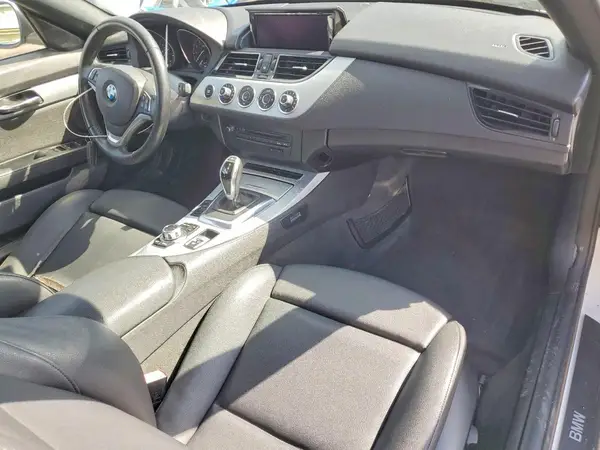 WBALL5C5XG5A20343 2016 BMW Z4 - Image 8