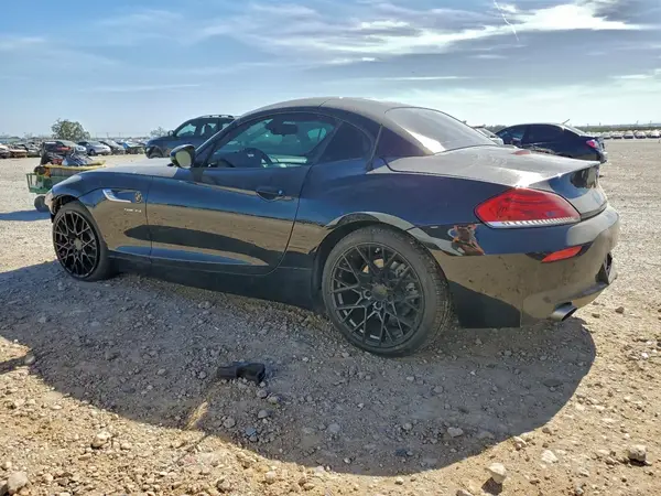 WBALM7C56G5B59863 2016 BMW Z4 - Image 2