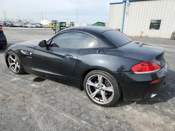 WBALM7C5XGJ799353 2016 BMW Z4 - Image 2