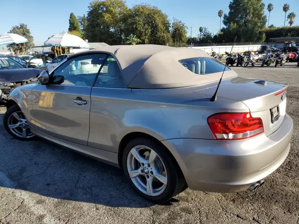 WBAUL7C51CVM83107 2021 BMW 1ER - Image 2