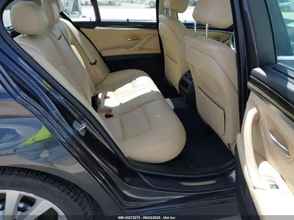 WBAXA5C52GG042569 2016 BMW 5ER - Image 8