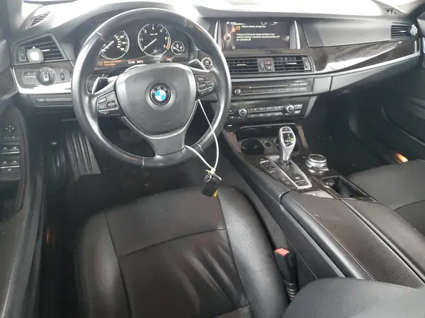 WBAXA5C57GG042003 2016 BMW 5ER - Image 8