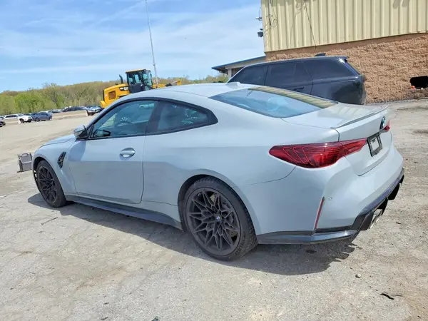 WBS13HK02TCV73498 2026 BMW M4 - Image 2