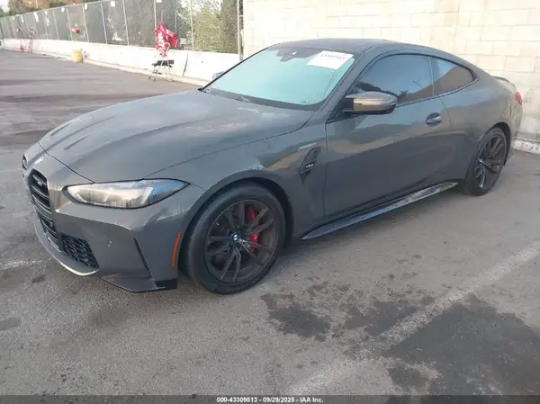 WBS13HK08SCU69516 2025 BMW M4 - Image 2