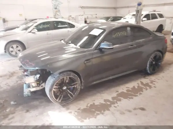 WBS1H9C36HV888803 2017 BMW M2 - Image 2