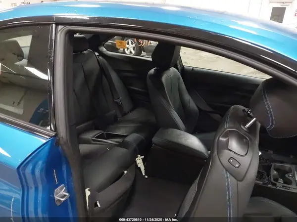 WBS1H9C52HV886824 2017 BMW M2 - Image 8