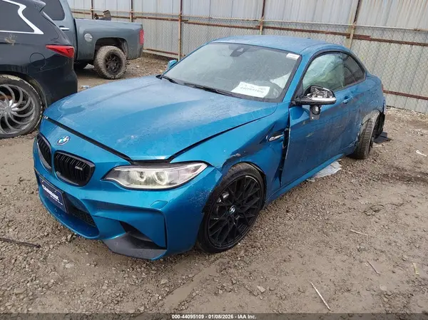 WBS1H9C53HV886864 2017 BMW M2 - Image 2