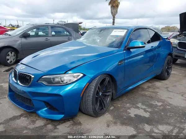 WBS1H9C53HV887089 2017 BMW M2 - Image 2