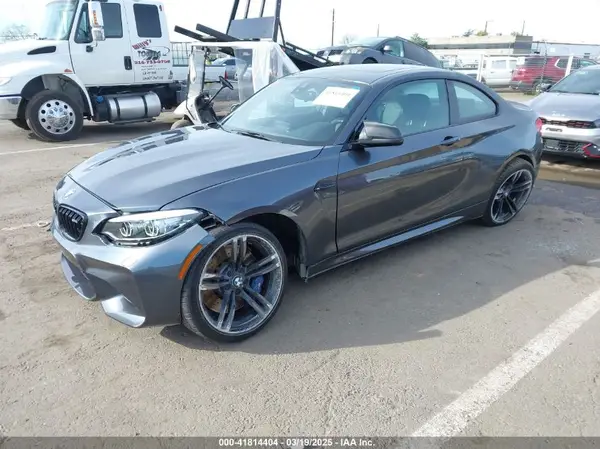 WBS1J5C50JVE51869 2018 BMW M2 - Image 2
