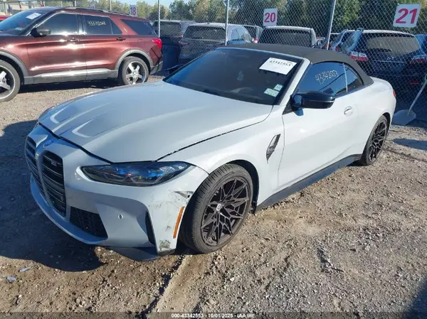 WBS33BA05PCM18490 2023 BMW M4 - Image 2