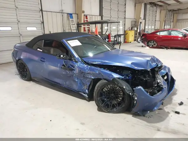 WBS33BA06PCL41709 2023 BMW M4 - Image 1