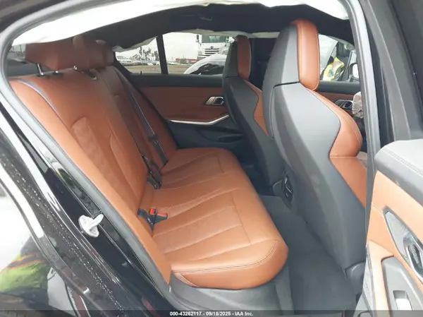 WBS33HJ04SFU35498 2025 BMW M3 - Image 8