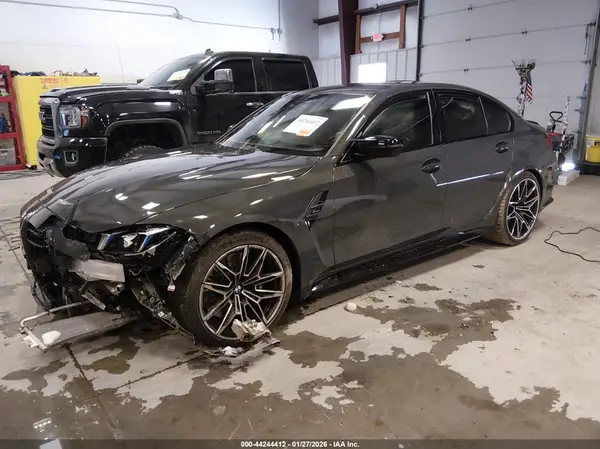 WBS33HJ06SFU49337 2025 BMW M3 - Image 2