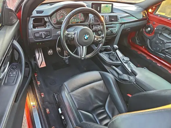 WBS3R9C33HA014437 2017 BMW M4 - Image 8