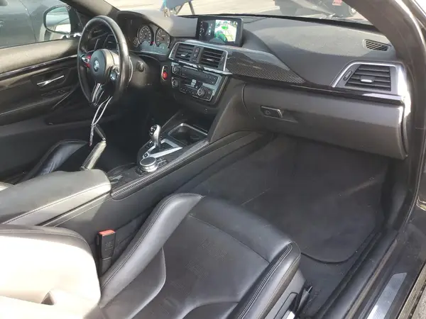 WBS3R9C34HA014155 2017 BMW M4 - Image 8