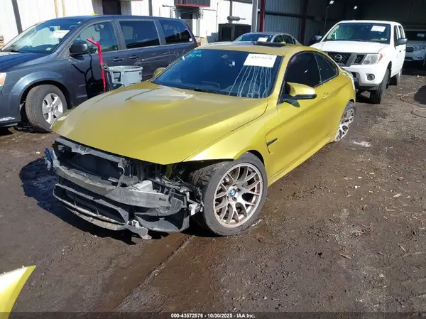 WBS3R9C36HA014349 2017 BMW M4 - Image 2