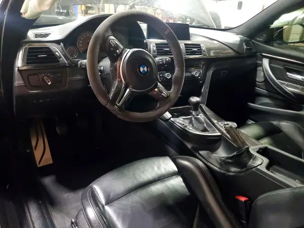 WBS3R9C50GK335927 2016 BMW M4 - Image 8