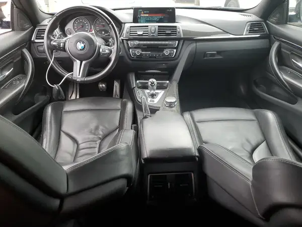 WBS3R9C50HK709244 2017 BMW M4 - Image 8