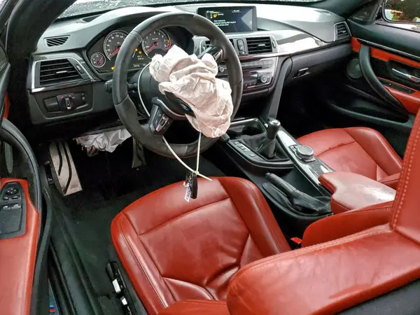 WBS3R9C51GK336455 2016 BMW M4 - Image 8