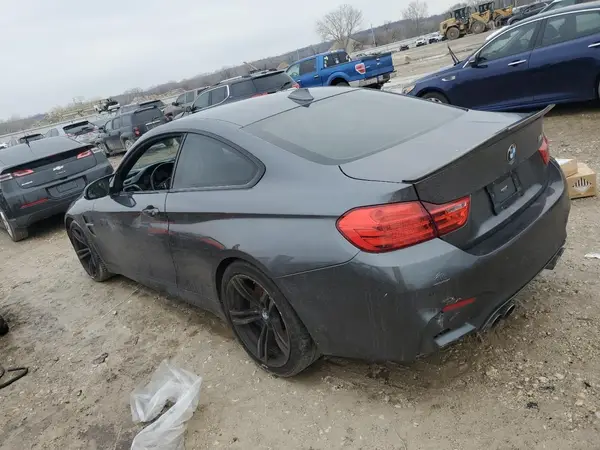 WBS3R9C51GK338805 2016 BMW M4 - Image 2