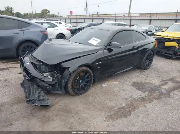 WBS3R9C52HK709052 2017 BMW M4 - Image 2