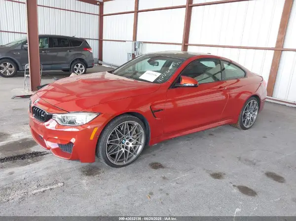 WBS3R9C52HK709181 2017 BMW M4 - Image 2