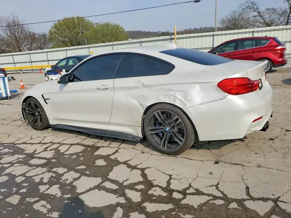 WBS3R9C54GK337180 2016 BMW M4 - Image 2