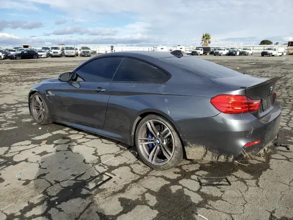 WBS3R9C54GK338670 2016 BMW M4 - Image 2