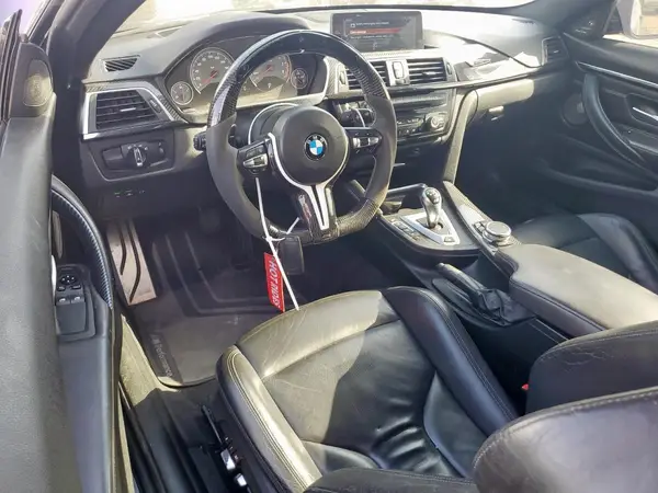 WBS3R9C54HK709246 2017 BMW M4 - Image 8