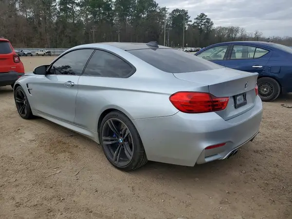 WBS3R9C55GK338368 2016 BMW M4 - Image 2