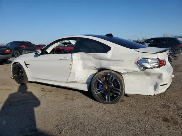 WBS3R9C56GK336936 2016 BMW M4 - Image 2
