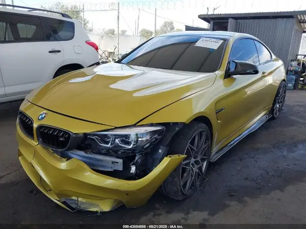 WBS3R9C57HK709483 2017 BMW M4 - Image 2