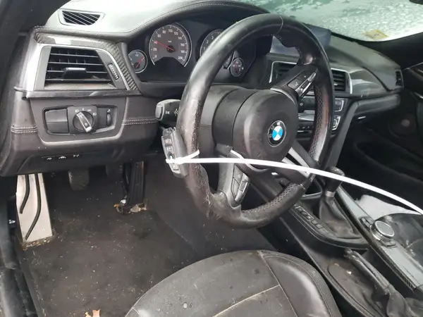 WBS3R9C58GK338462 2016 BMW M4 - Image 8