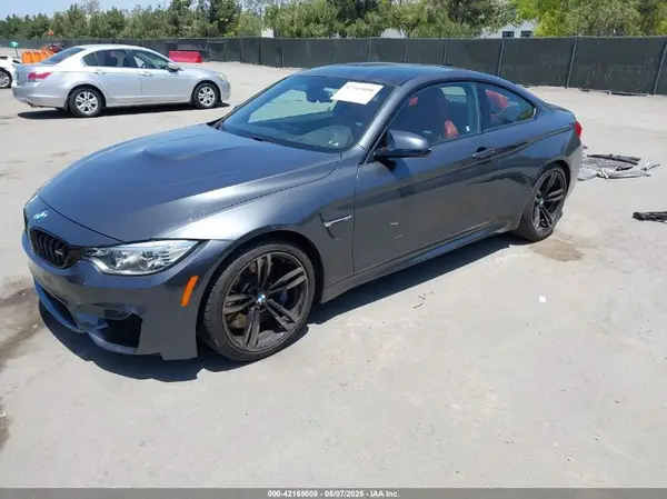 WBS3R9C59GK336073 2016 BMW M4 - Image 2