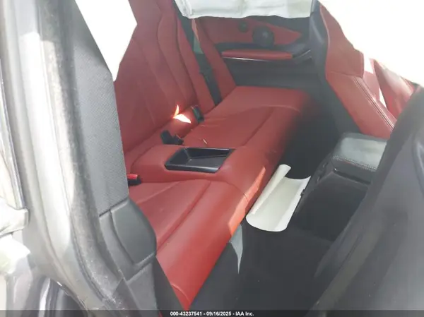 WBS3R9C5XGK338771 2016 BMW M4 - Image 8