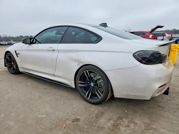 WBS3R9C5XHK708988 2017 BMW M4 - Image 2