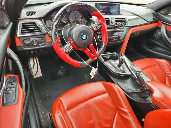WBS3R9C5XHK708988 2017 BMW M4 - Image 8