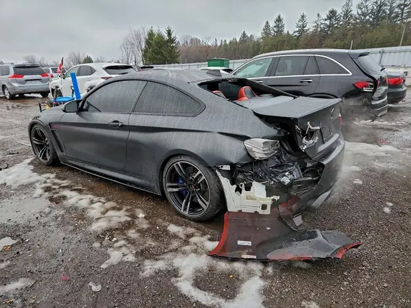 WBS3R9C5XHK709820 2017 BMW M4 - Image 2