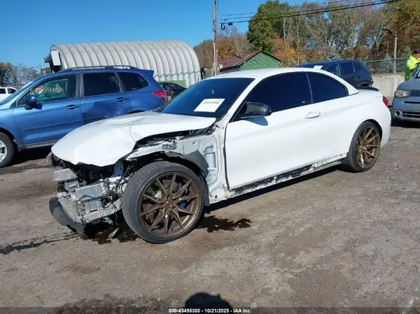 WBS3U9C59GP969285 2016 BMW M4 - Image 2