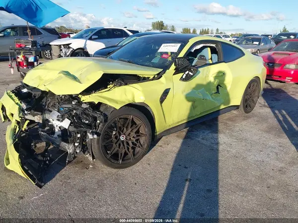 WBS43AZ01RCP75171 2024 BMW M4 - Image 2