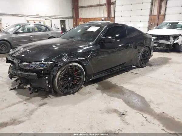WBS43AZ08NCH86780 2022 BMW M4 - Image 2
