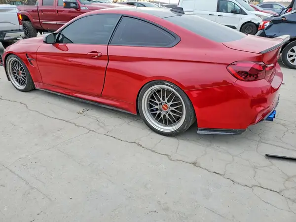WBS4Y9C05LFJ77020 2020 BMW M4 - Image 2