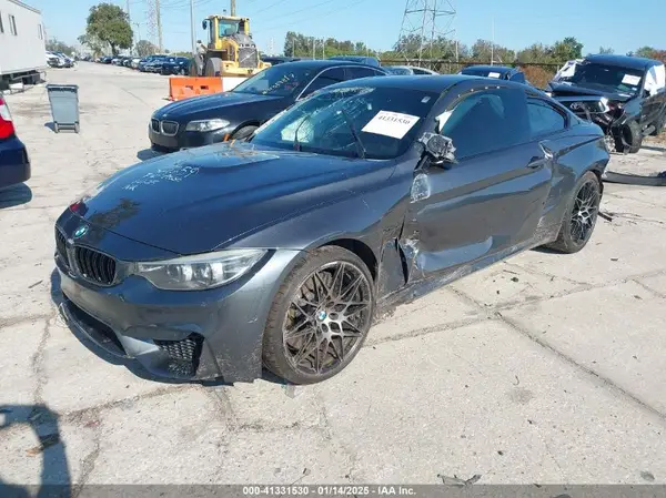 WBS4Y9C50JAA85418 2018 BMW M4 - Image 2