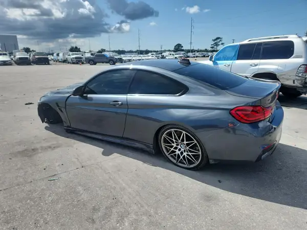 WBS4Y9C50JAA85421 2018 BMW M4 - Image 2