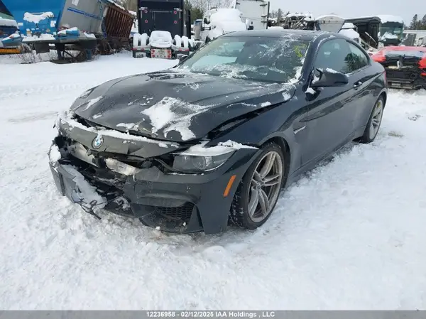WBS4Y9C51JAG66796 2018 BMW M4 - Image 2