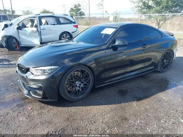 WBS4Y9C51KAG67111 2019 BMW M4 - Image 2