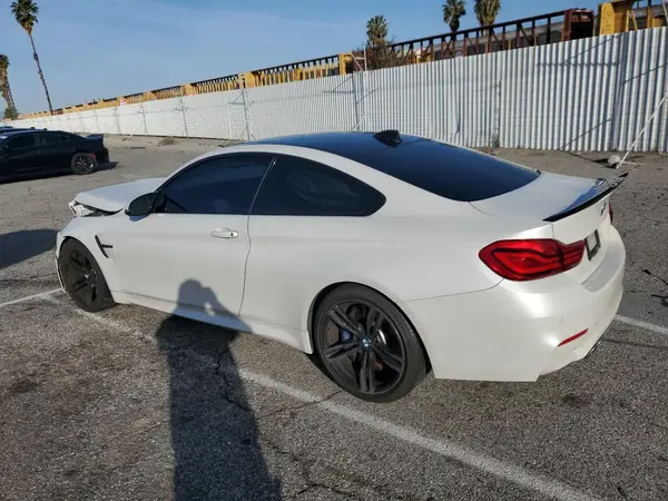 WBS4Y9C51KAG67562 2019 BMW M4 - Image 2