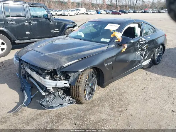 WBS4Y9C52JAA85565 2018 BMW M4 - Image 2