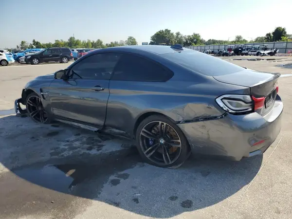 WBS4Y9C52JAC86561 2018 BMW M4 - Image 2